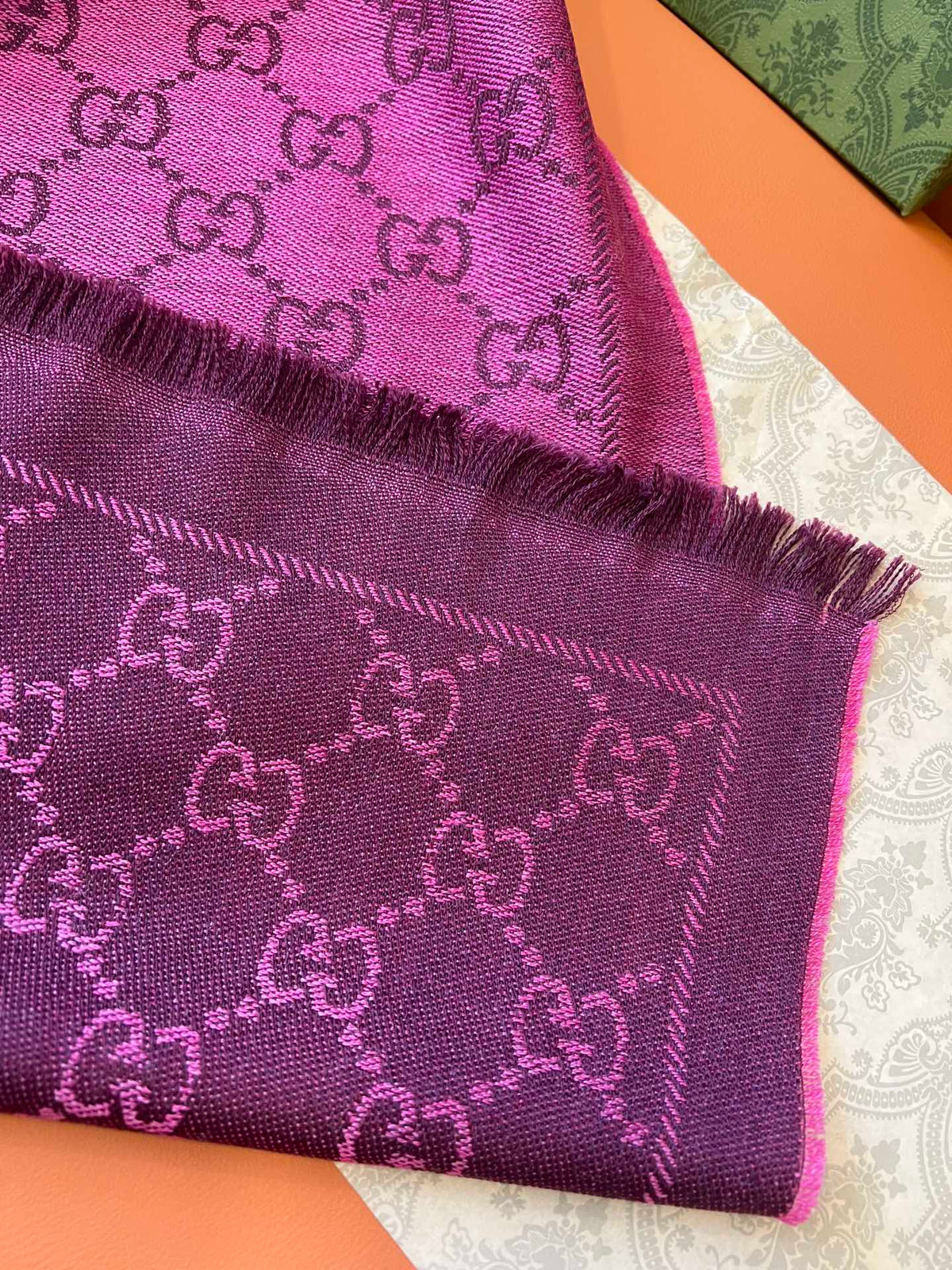 GUCCI 25S SCARF 180 IN WOOL 644857