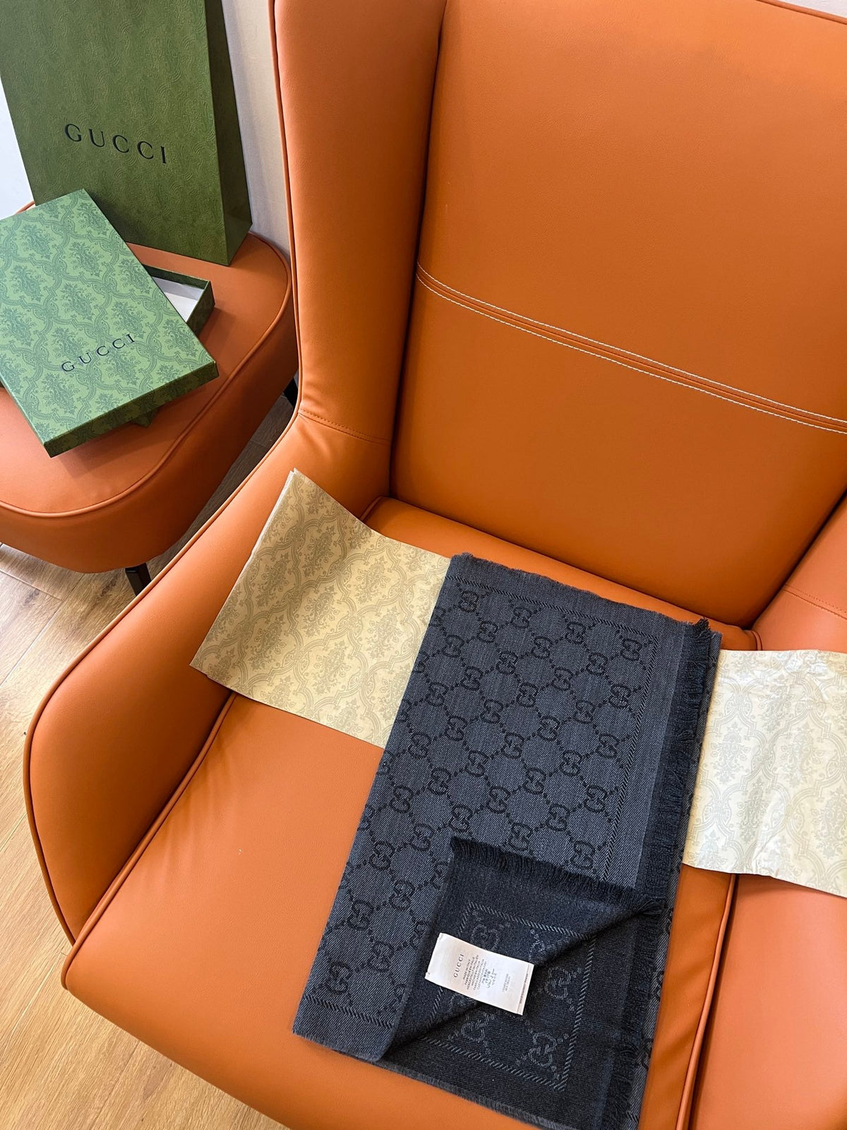 GUCCI 25S SCARF 180 IN WOOL 644858