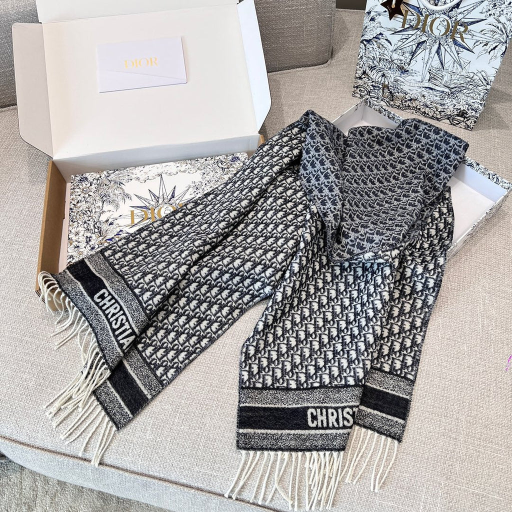 DIOR SCARF 200 CM IN CASHMERE 667139