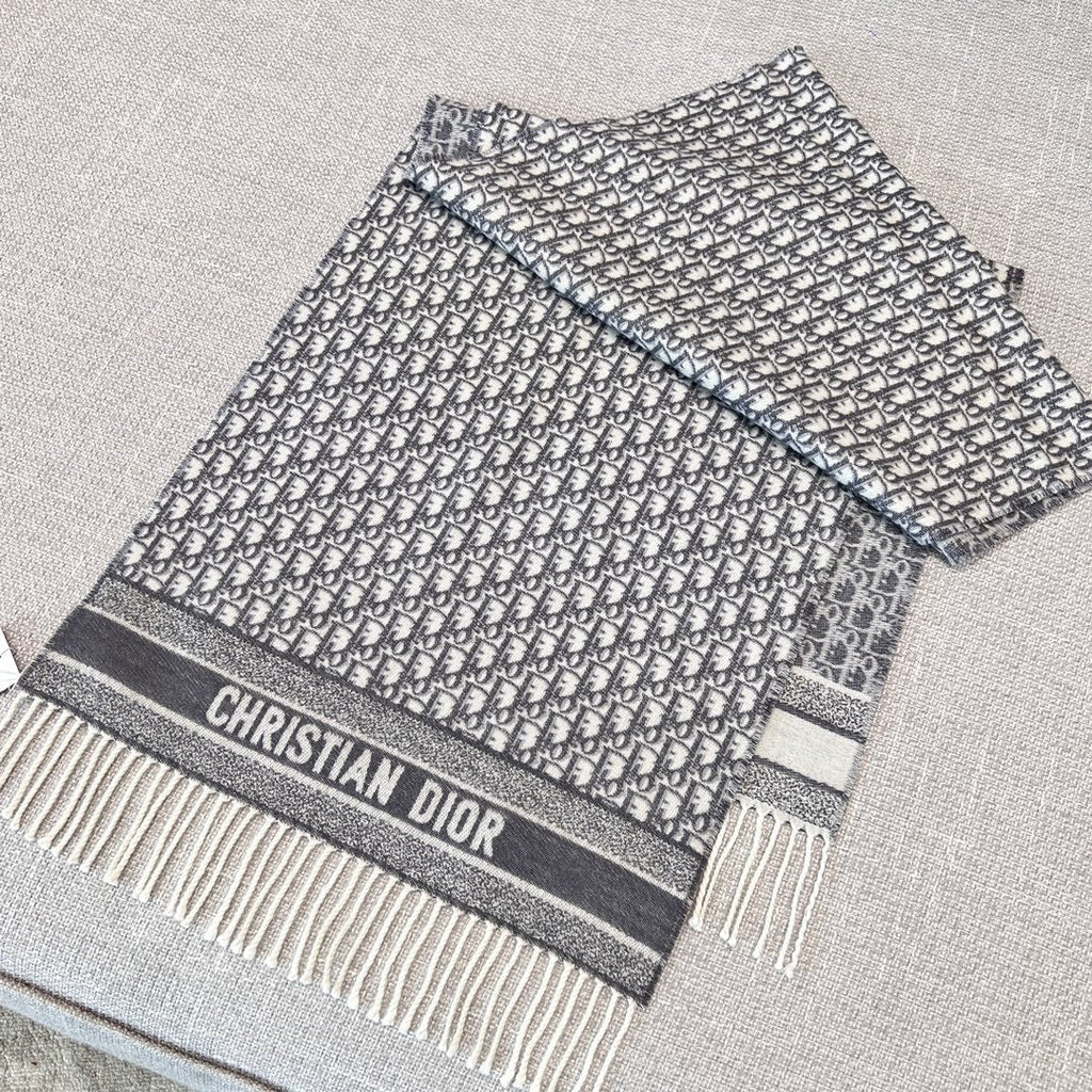 DIOR SCARF 200 CM IN CASHMERE 667141