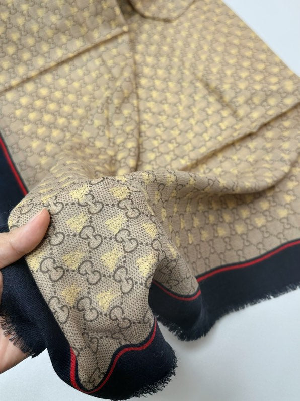 GUCCI 25S SCARF 140 IN CASHMERE 740368