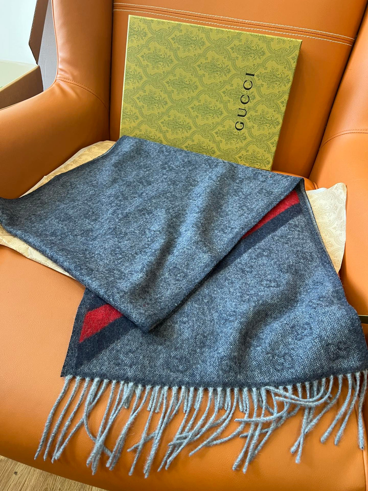 GUCCI 25S SCARF 190 IN WOOL 636372