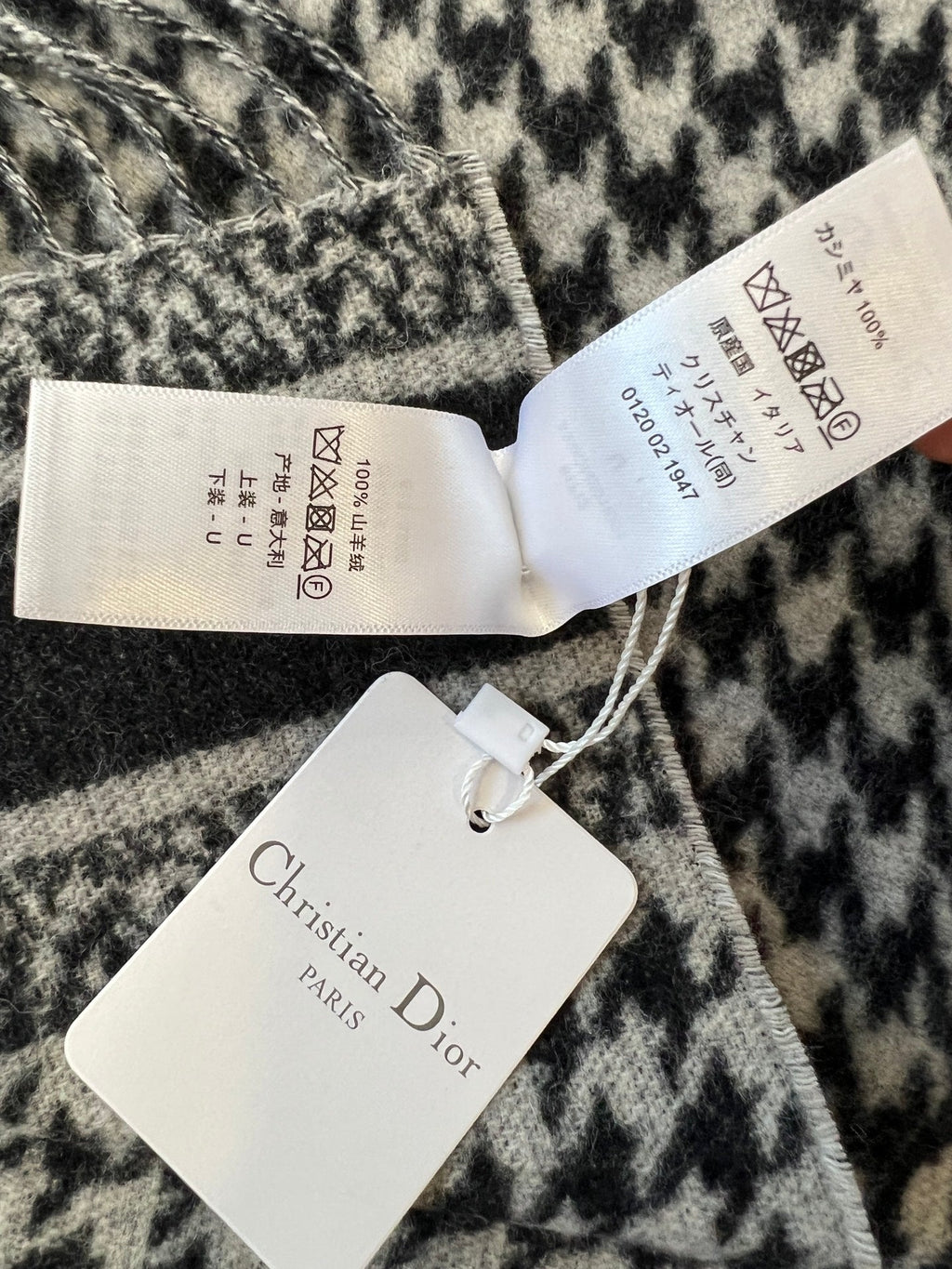 DIOR SCARF 200 CM IN CASHMERE 667143