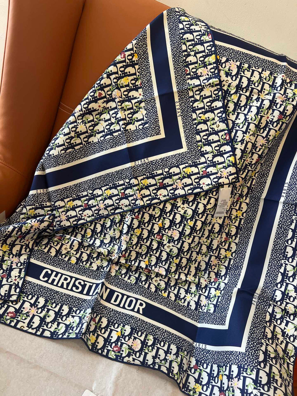 DIOR SCARF 90 CM IN SILK 600340
