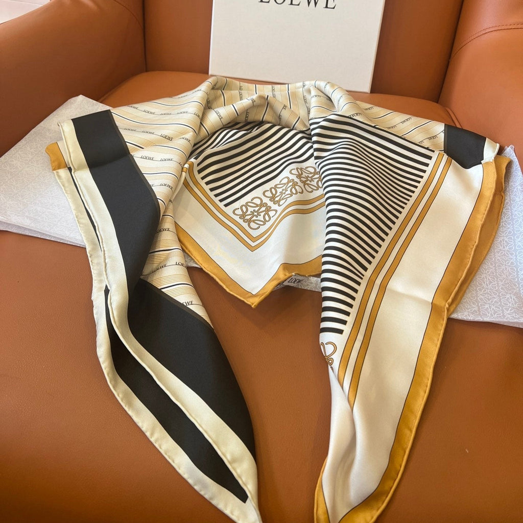 LOEWE 25S SCARF 90 IN SILK 667137