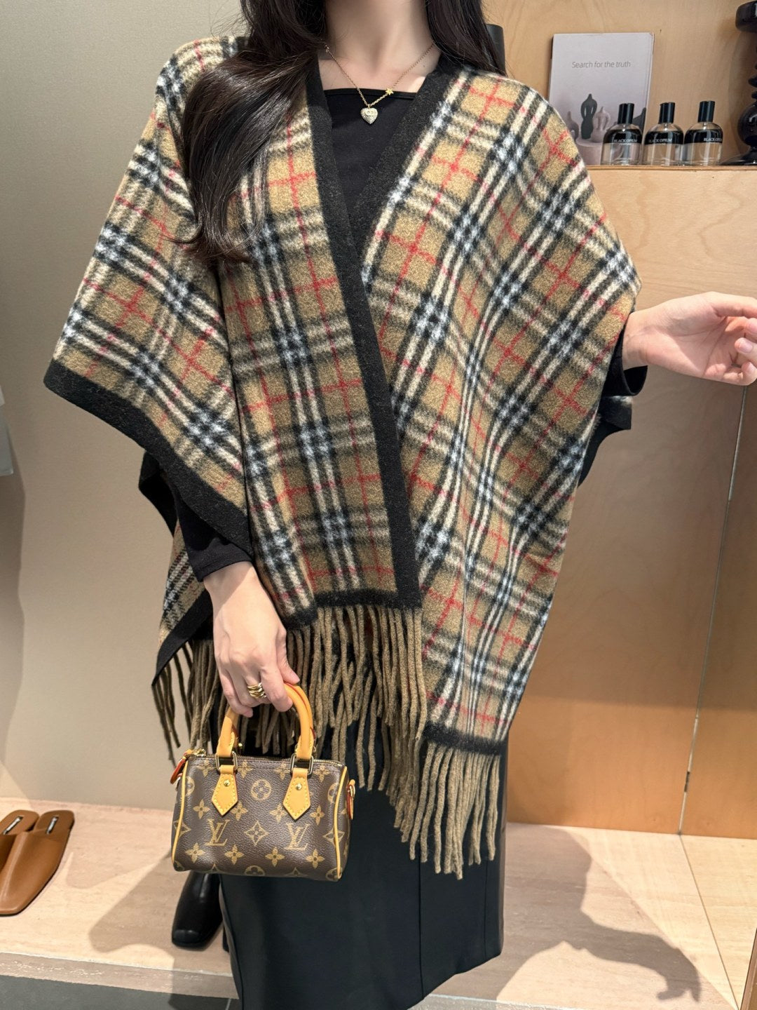 BURBERRY 25S PLAID KNITTED SCARF 114