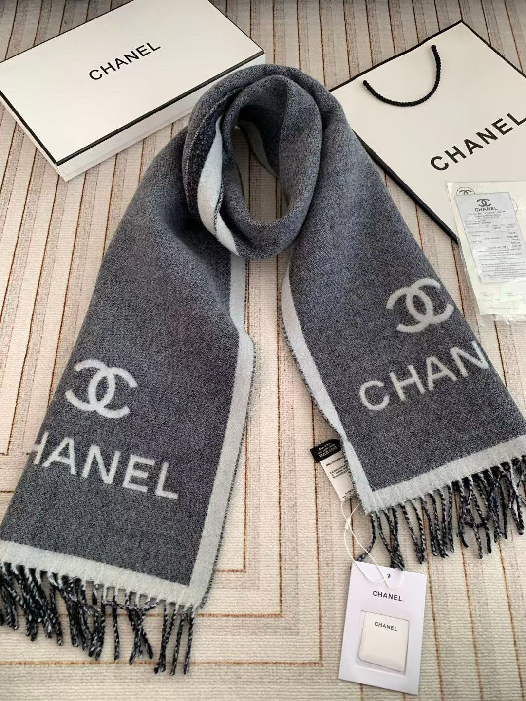 CHANEL 25S SCARF 180 CM IN CASHMERE 943987