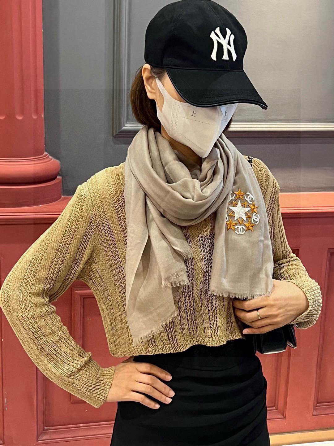 CHANEL 25S SCARF 200 IN CASHMERE WOOL 701967