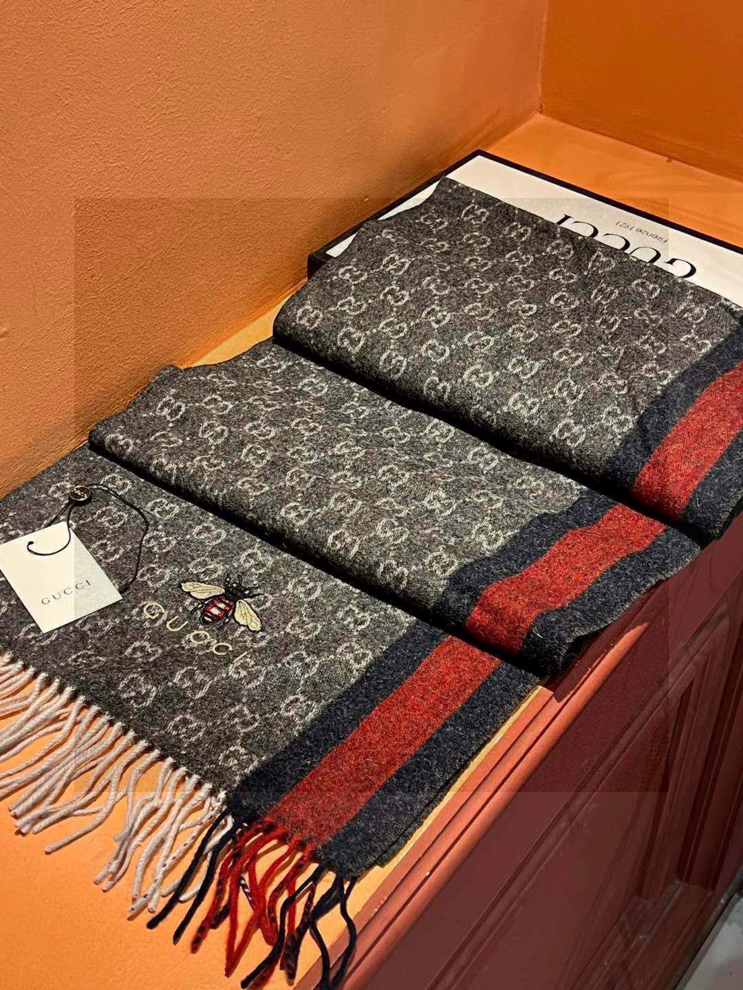CHANEL 25S SCARF 190 IN CASHMERE 718529