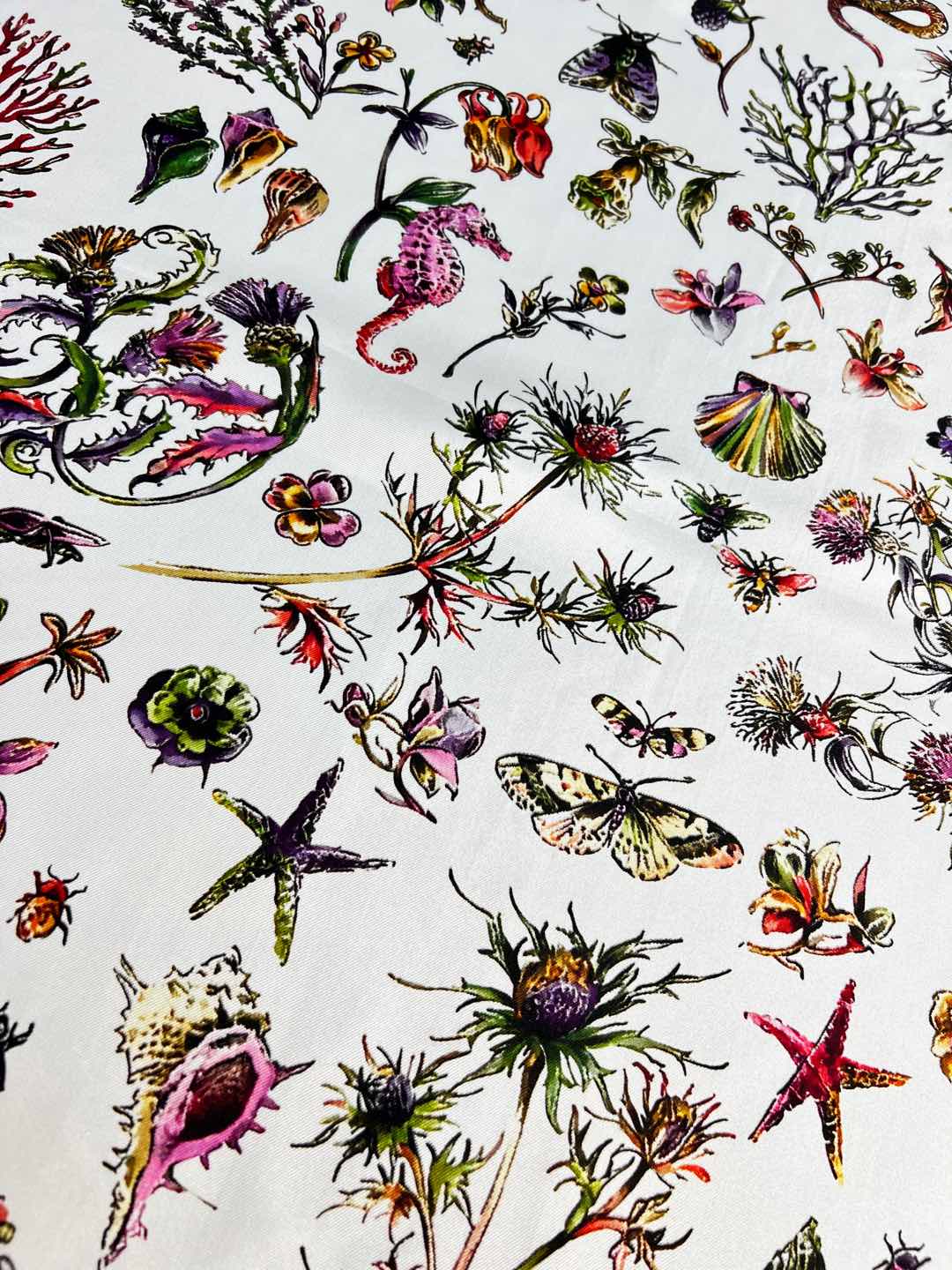 DIOR REVERSIBLE PRINTED SQUARE SCARF 90 CM IN WHITE SILK 7735868