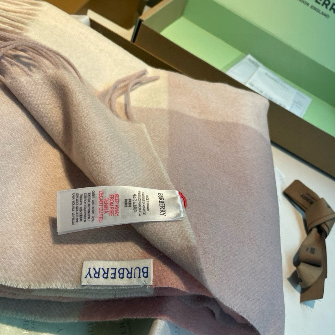 BURBERRY BBR SCARF 180 CM IN CASHMERE 490020