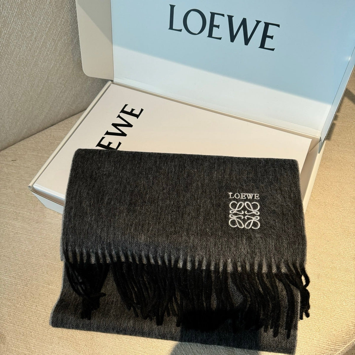 LOEWE 25S SCARF 180 IN CASHMERE 860066
