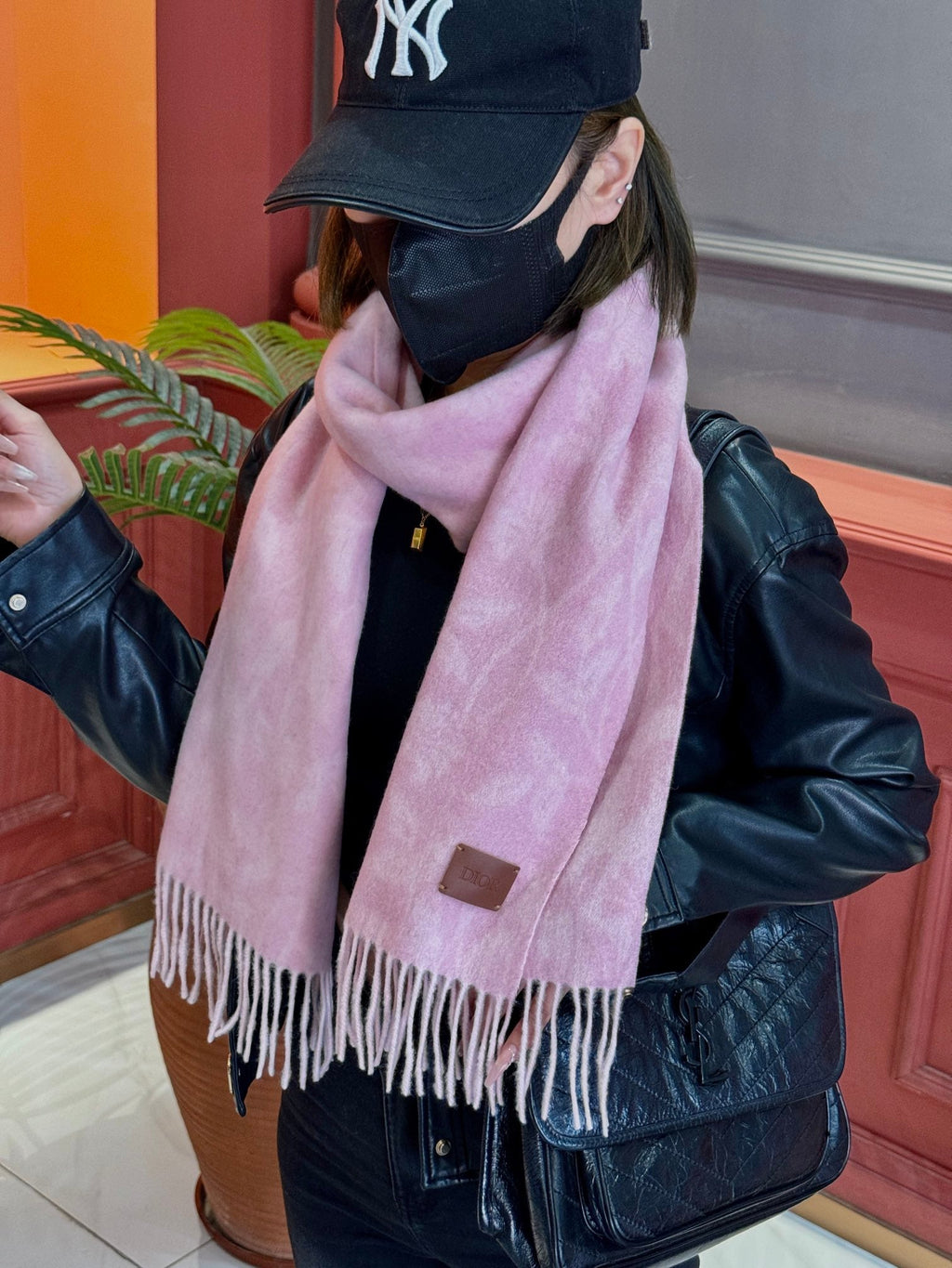 DIOR SCARF 180 CM IN BABY PINK MONOGRAM CASHMERE 394643