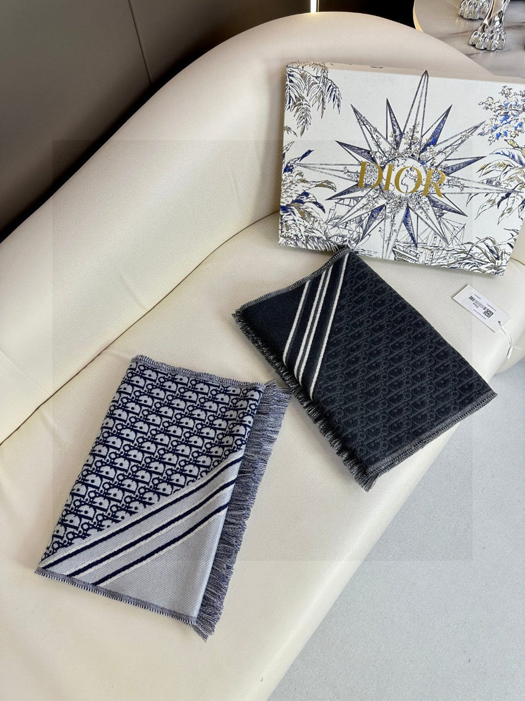 DIOR SCARF 200 CM IN CASHMERE 603607