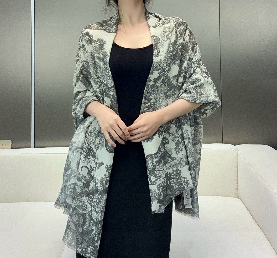 DIOR SCARF 180 CM IN CASHMERE-SILK BLEND 706550