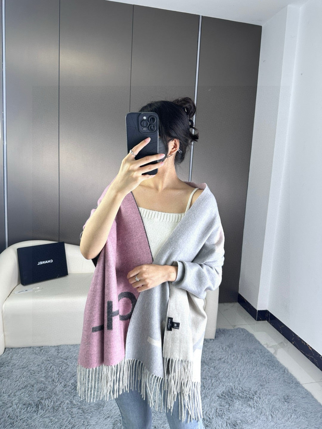 CHANEL 25S SCARF 180 IN CASHMERE 724826