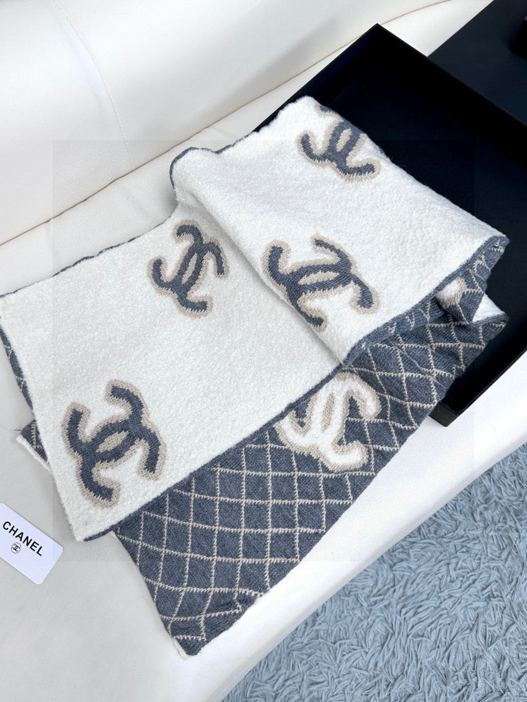 CHANEL 25S SCARF 185 IN CASHMERE 721524