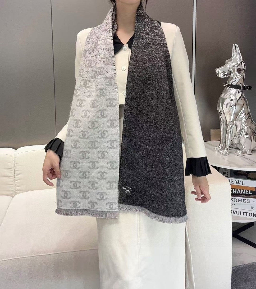 CHANEL 25S SCARF 185 IN CASHMERE WOOL 733953