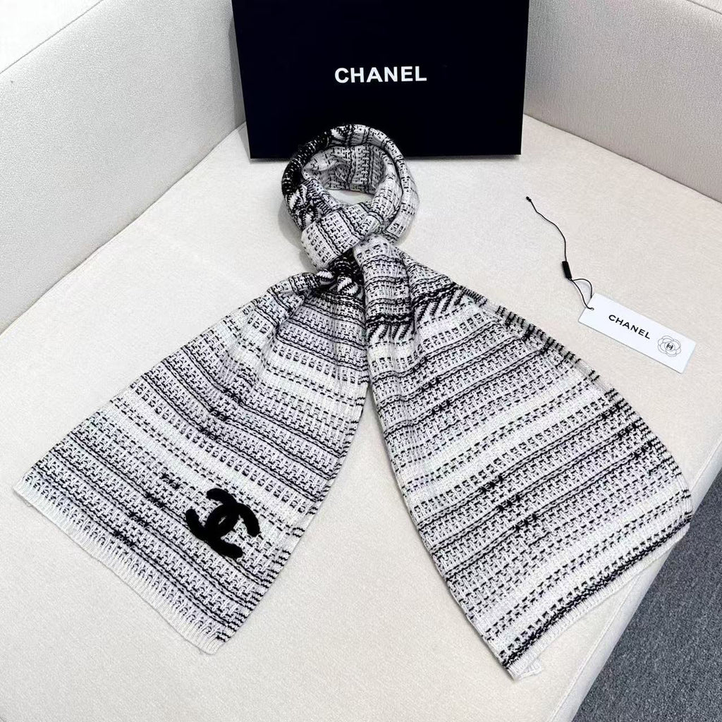 CHANEL 25S SCARF 180 CM IN CASHMERE 943879