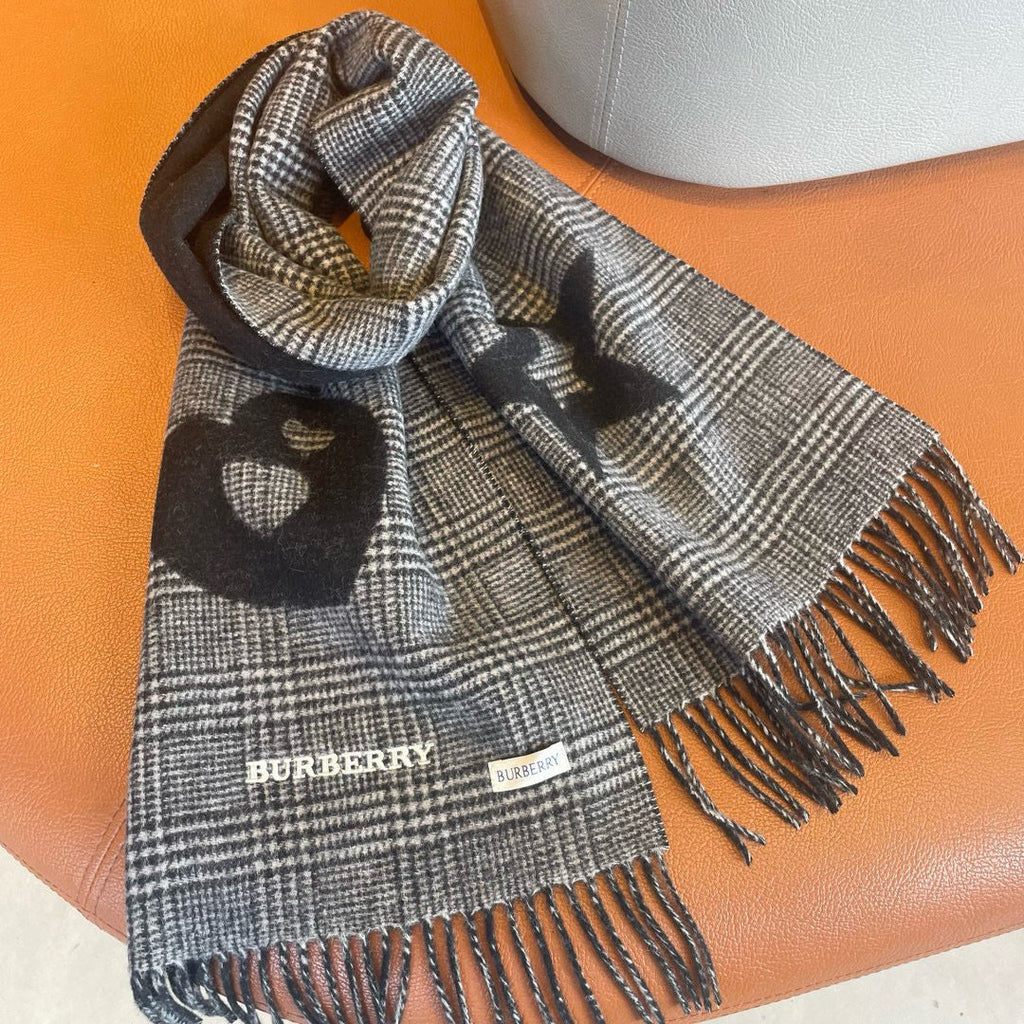BURBERRY BBR SCARF 180 CM IN CASHMERE 540627
