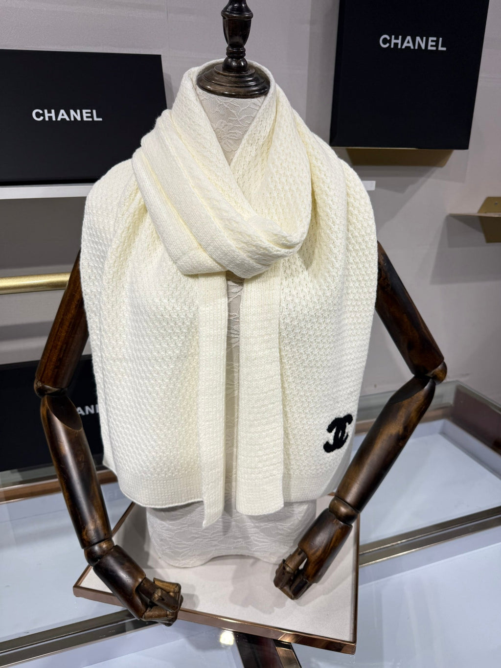 CHANEL 25S SCARF 175 CM IN  WOOL CASHMERE 943086